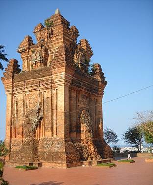 Tập tin:Thp Nhạn, Tuy Ha, Ph Yn.JPG