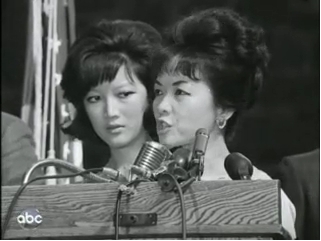 B Nhu v Lệ Thủ tại Fordham University. Nguồn: A Television History, ABCNews