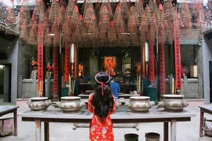 Những lưu  khi đi cha mng 1 Tết Kỷ Hợi, để may mắn, an lnh cả ...